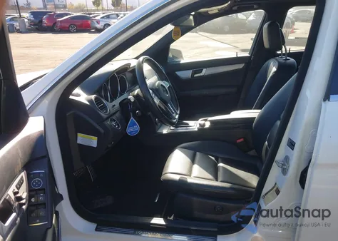 2013 Mercedes-Benz C 250 Sport from USA, damaged, VIN WDDGF4HB5DR276658